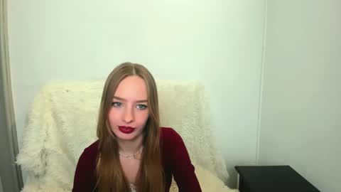 Snapshot of liladesire chatting on 6, 12, 2024 LiliaDesire online show from 6, 12, 2024