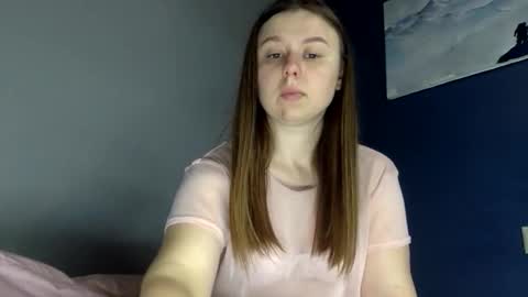 Snapshot of lilae37yis chatting on 30, 9, 2025 Lily online show from 30, 9, 2025