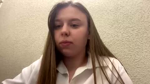 Snapshot of lilae37yis chatting on 3, 10, 2025 Lily online show from 3, 10, 2025