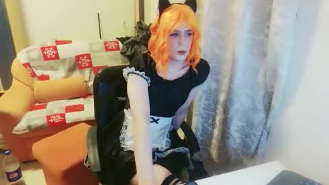 lilah_ts online show from 17, 10, 2025