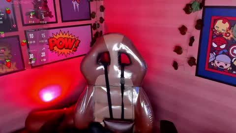 Snapshot of lilameow222 chatting on 27, 4, 2026 Lila online show from 27, 4, 2026