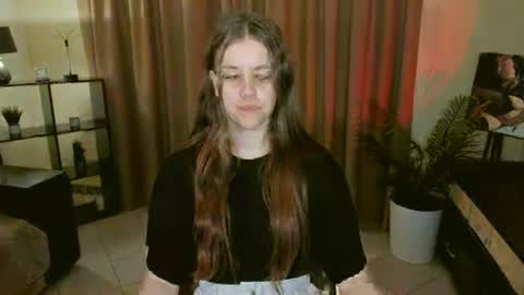 Snapshot of lilasparkling chatting on 24, 6, 2026 LilaSparkling online show from 24, 6, 2026