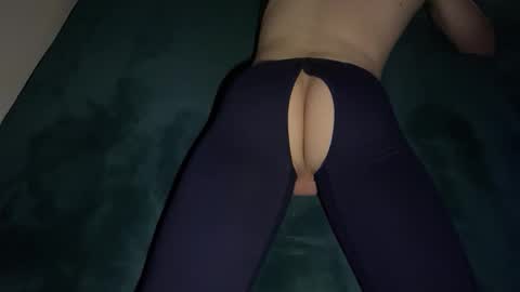 Snapshot of lilbenny05 chatting on 11, 3, 2026 lilbenny05 online show from 11, 3, 2026