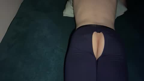 Snapshot of lilbenny05 chatting on 12, 3, 2026 lilbenny05 online show from 12, 3, 2026