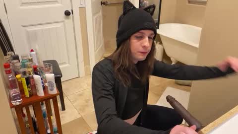 Snapshot of lilbimbo420 chatting on 25, 11, 2025 Kristin online show from 25, 11, 2025