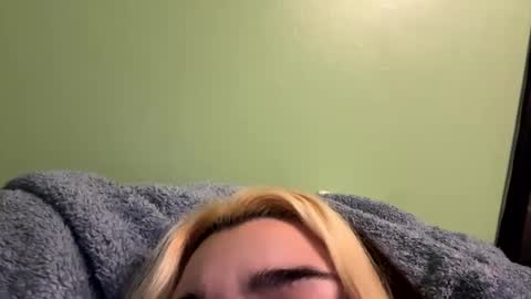 Snapshot of lilcandybits chatting on 10, 1, 2025 candy online show from 10, 1, 2025