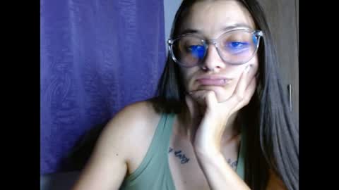 Valeri Villalobos  IG villa lobosvaleri online show from 3, 7, 2026