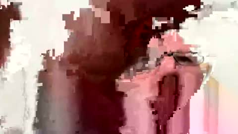 Snapshot of lildog361334 chatting on 16, 10, 2025 lildog361334 online show from 16, 10, 2025