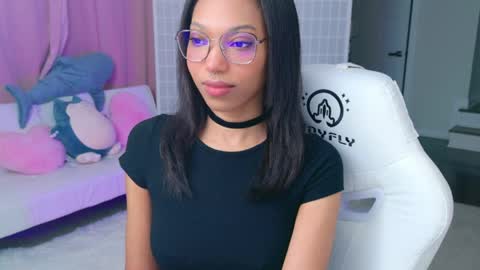 Snapshot of lileviemarie chatting on 31, 3, 2026 evie online show from 31, 3, 2026