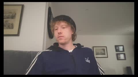 Snapshot of lilginge1 chatting on 24, 4, 2026 lilginge1 online show from 24, 4, 2026