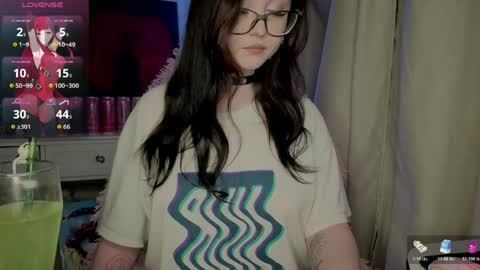 Snapshot of lilhornyprincess chatting on 24, 4, 2026 Nika and Lori online show from 24, 4, 2026