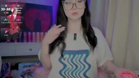 Snapshot of lilhornyprincess chatting on 28, 4, 2026 Nika and Lori online show from 28, 4, 2026