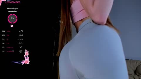 lili__roze_ online show from 7, 3, 2025