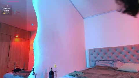 Lili  online show from 14, 12, 2025