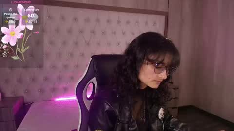 Snapshot of lili_clan chatting on 30, 10, 2025 lili_clan online show from 30, 10, 2025