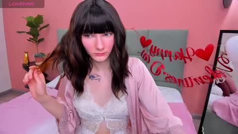 Snapshot of lili_flowerr chatting on 14, 2, 2025 Lilli follow me kiss online show from 14, 2, 2025