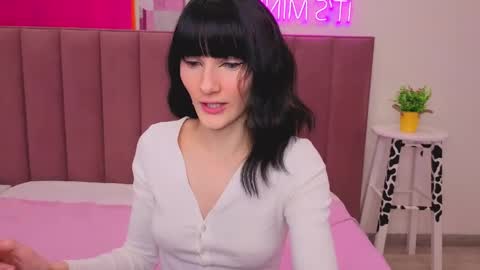 Snapshot of lili_flowerr chatting on 11, 4, 2026 Lilli follow me kiss online show from 11, 4, 2026