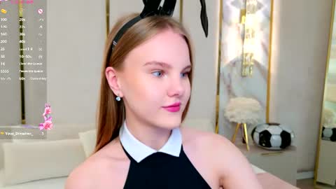 Snapshot of lili_lohan chatting on 9, 7, 2026 lili_lohan online show from 9, 7, 2026