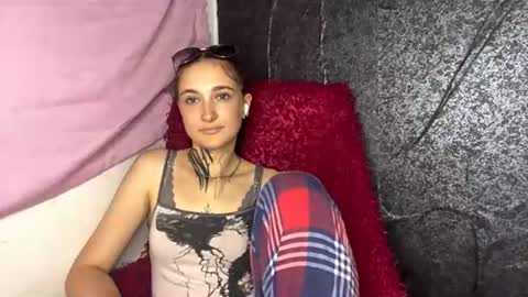 Lily online show from 28, 6, 2026