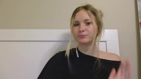 Snapshot of lilib2656 chatting on 2, 5, 2026 lilib2656 online show from 2, 5, 2026