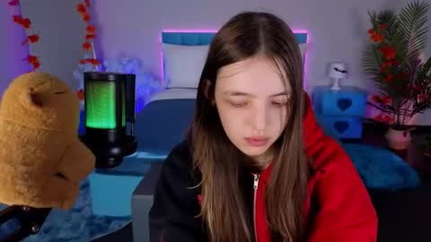 Lili Bakery online show from 7, 11, 2025