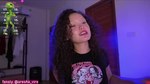 Snapshot of lilicapie chatting on 19, 10, 2025 Lilica  online show from 19, 10, 2025