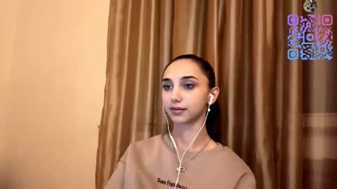 Snapshot of lilihalvorsen chatting on 17, 10, 2025 Lina online show from 17, 10, 2025