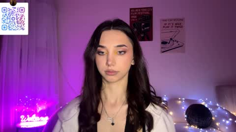 Lina online show from 5, 4, 2026