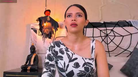 LilyJensen online show from 23, 10, 2025