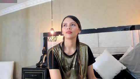 LilyJensen online show from 1, 11, 2025