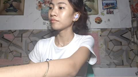 Snapshot of lililaban chatting on 29, 5, 2026 Evelyn online show from 29, 5, 2026