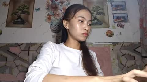 Snapshot of lililaban chatting on 31, 5, 2026 Evelyn online show from 31, 5, 2026