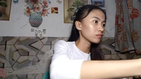 Snapshot of lililaban chatting on 31, 5, 2026 Evelyn online show from 31, 5, 2026