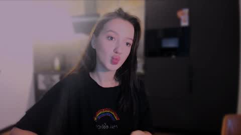 Snapshot of lililaluna chatting on 5, 12, 2024 ... online show from 5, 12, 2024