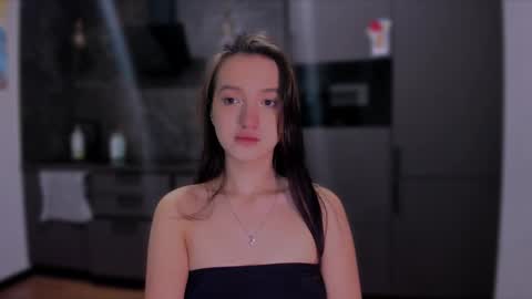 Snapshot of lililaluna chatting on 14, 2, 2025 ... online show from 14, 2, 2025