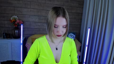 Snapshot of lililinn chatting on 28, 1, 2025 LiliLinn online show from 28, 1, 2025