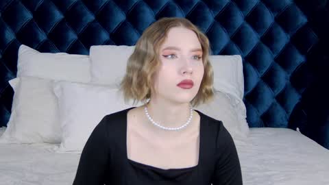 Snapshot of lililinn chatting on 31, 1, 2025 LiliLinn online show from 31, 1, 2025