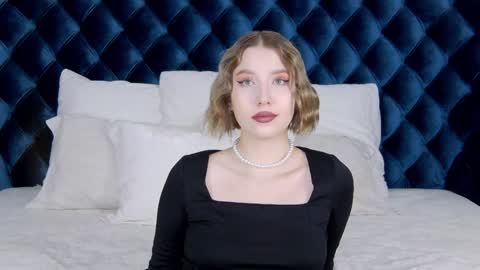 Snapshot of lililinn chatting on 31, 1, 2025 LiliLinn online show from 31, 1, 2025