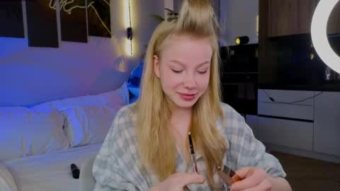 Snapshot of lililok101 chatting on 16, 4, 2026 lililok101 online show from 16, 4, 2026