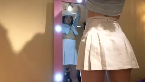 Snapshot of lilimini032 chatting on 29, 10, 2025 lilimini online show from 29, 10, 2025