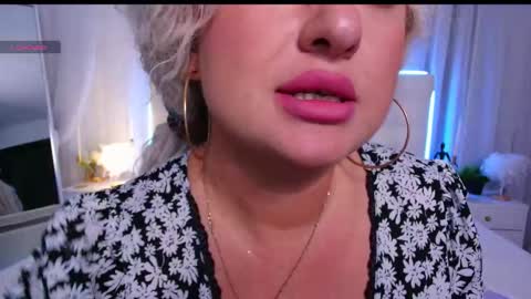 Snapshot of lilit_1love chatting on 21, 9, 2025 Lilit online show from 21, 9, 2025