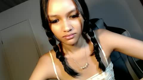 Snapshot of lilit_sensual chatting on 17, 2, 2026 Chloe online show from 17, 2, 2026