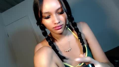 Snapshot of lilit_sensual chatting on 19, 2, 2026 Chloe online show from 19, 2, 2026