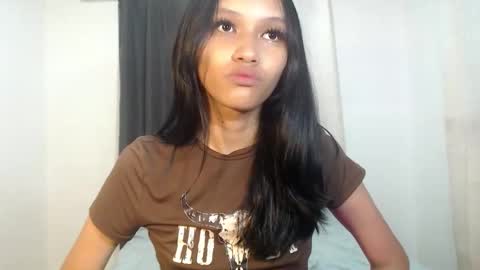 Snapshot of lilit_sensual chatting on 3, 3, 2026 Chloe online show from 3, 3, 2026