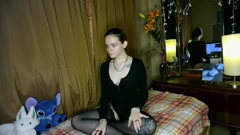 Snapshot of lilitdays chatting on 26, 10, 2025 LilitDays online show from 26, 10, 2025