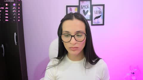 Snapshot of lilith01_ chatting on 11, 1, 2025 Leidy online show from 11, 1, 2025