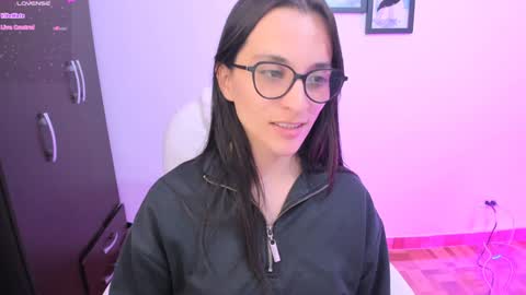 Snapshot of lilith01_ chatting on 7, 2, 2025 Leidy online show from 7, 2, 2025