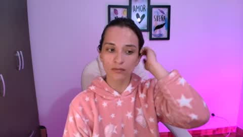 Snapshot of lilith01_ chatting on 17, 2, 2025 Leidy online show from 17, 2, 2025