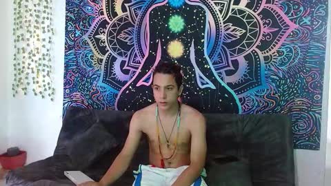 Lili  Marcus online show from 17, 11, 2025