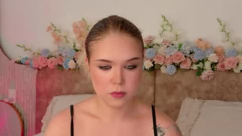 Snapshot of lilith_bonheur chatting on 4, 5, 2026 Lilith Bonheur online show from 4, 5, 2026